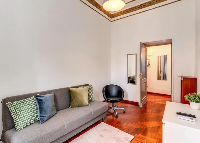Apartment Corso Trieste 62 *